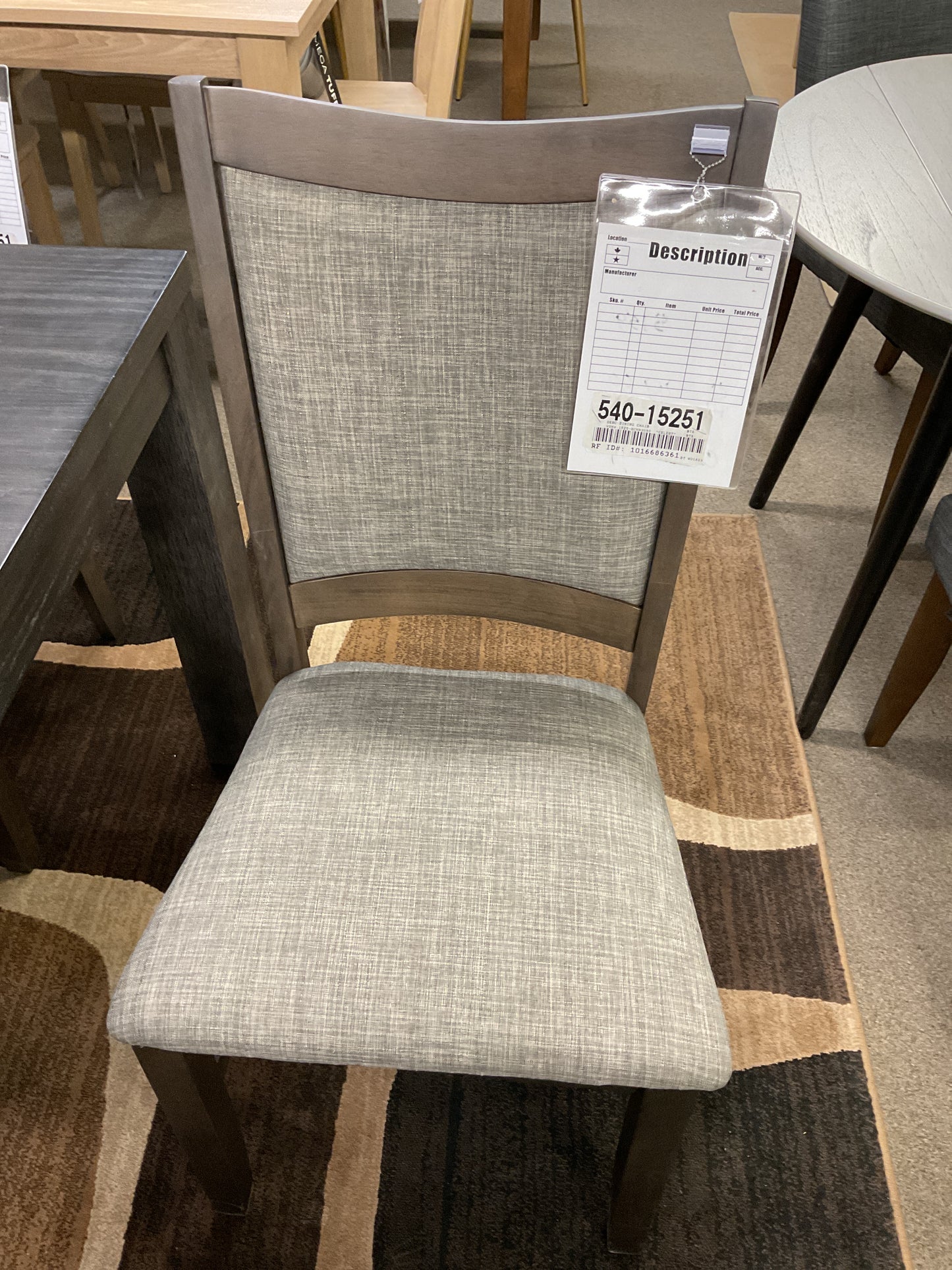 Side Chair - Linen/Walnut