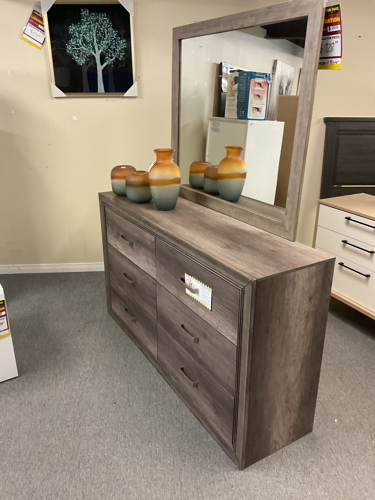 Dresser Sophie