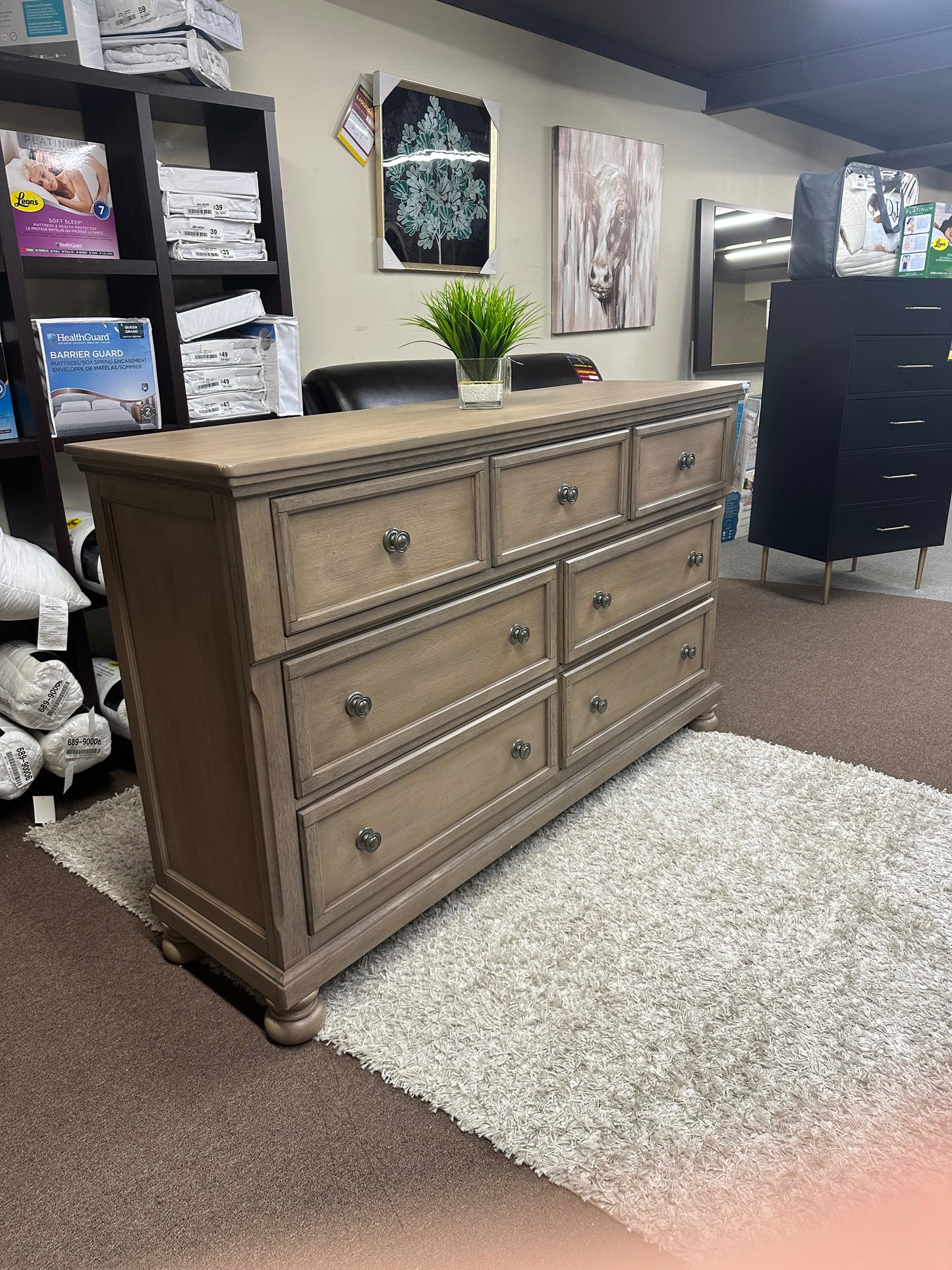 Dresser - Windchester