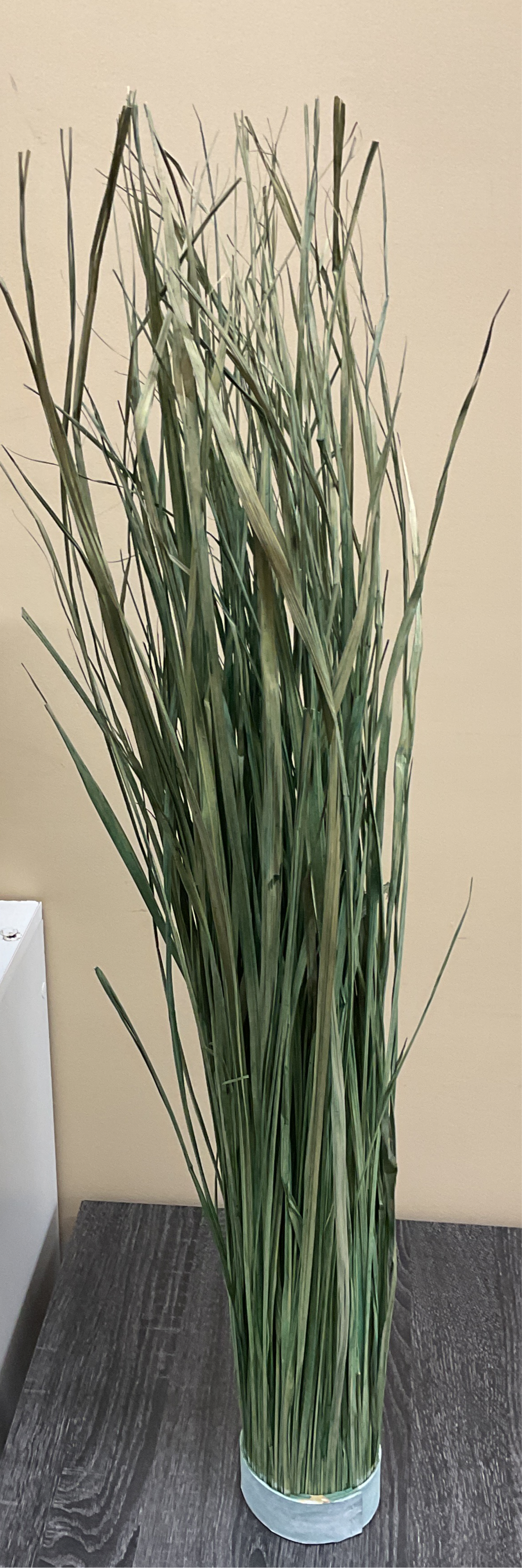 DÉCORATION D'HERBE VERTE