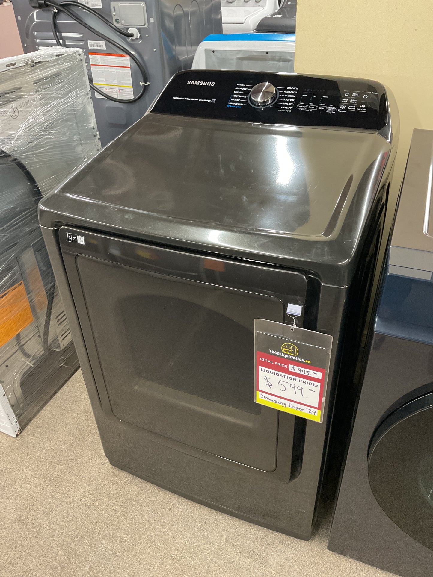 Sèche-linge électrique Samsung 7,4 pi³ avec SmartThings, noir