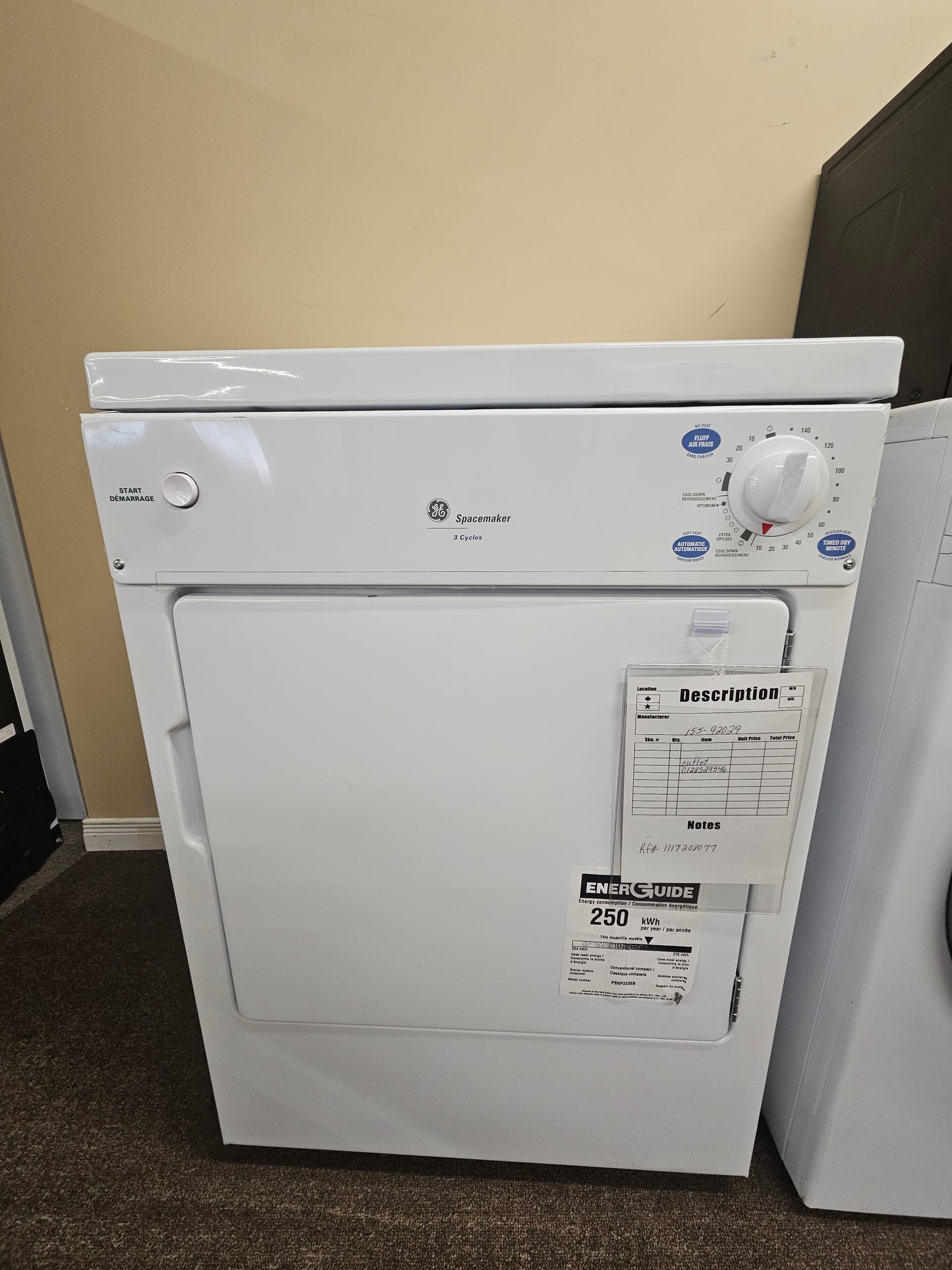 Sécheuse électrique compacte GE de 3,6 pi³, blanche – PSKP333EB6WW
