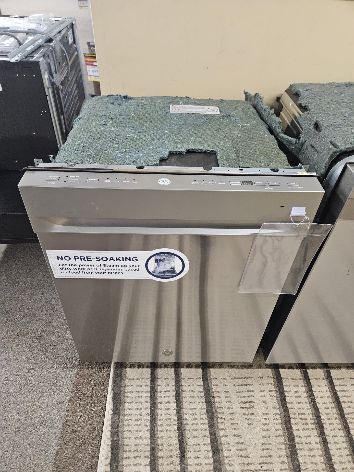 GE 24" Built-In Top Control Dishwasher with Stainless Steel Tall Tub - GBP534SSPSS