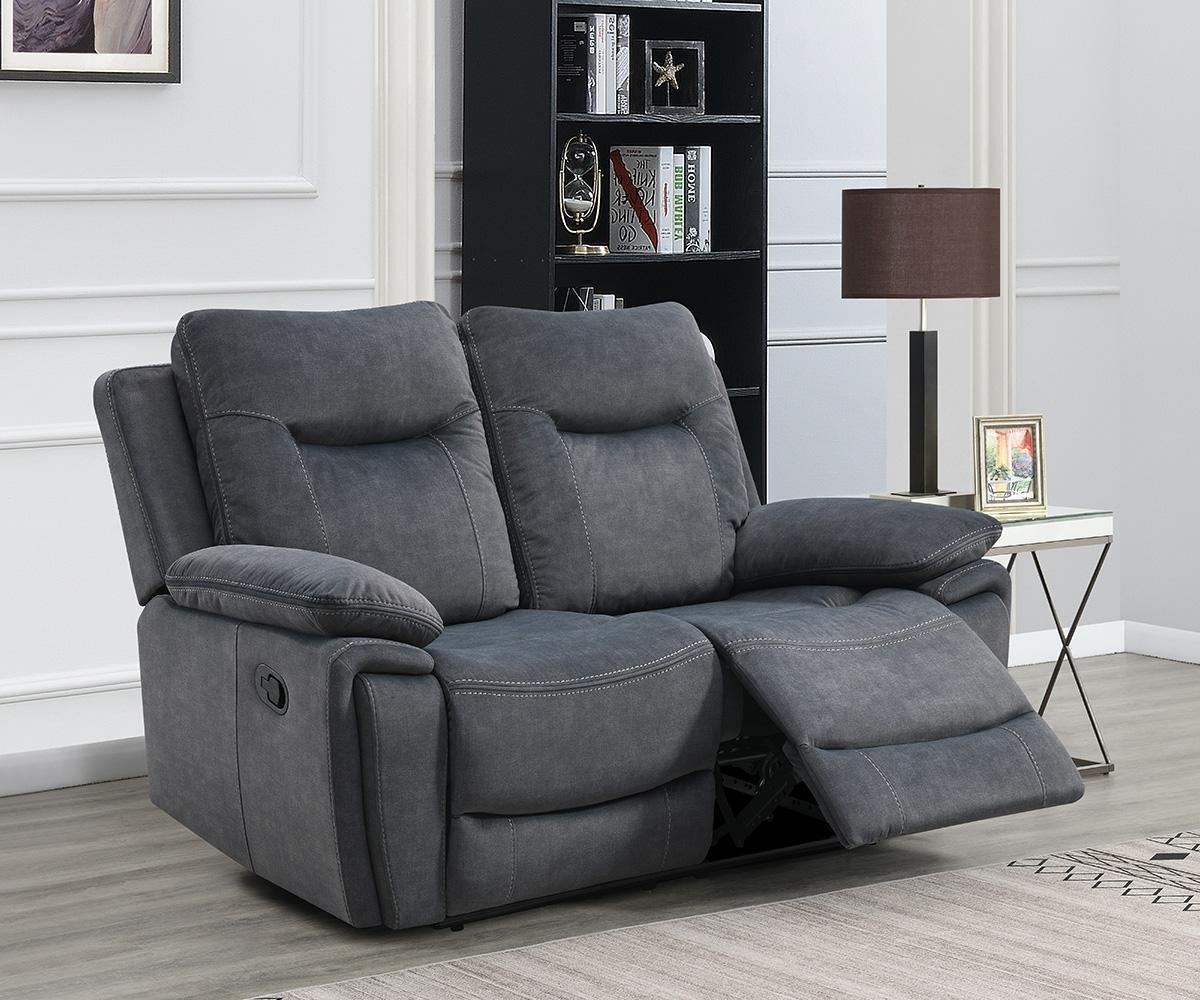 Finley Loveseat