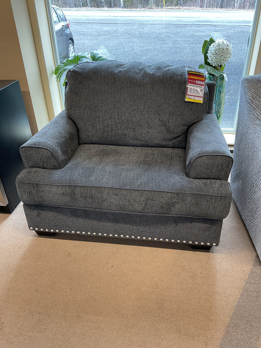 Chair 1/2 - Lamar Shark