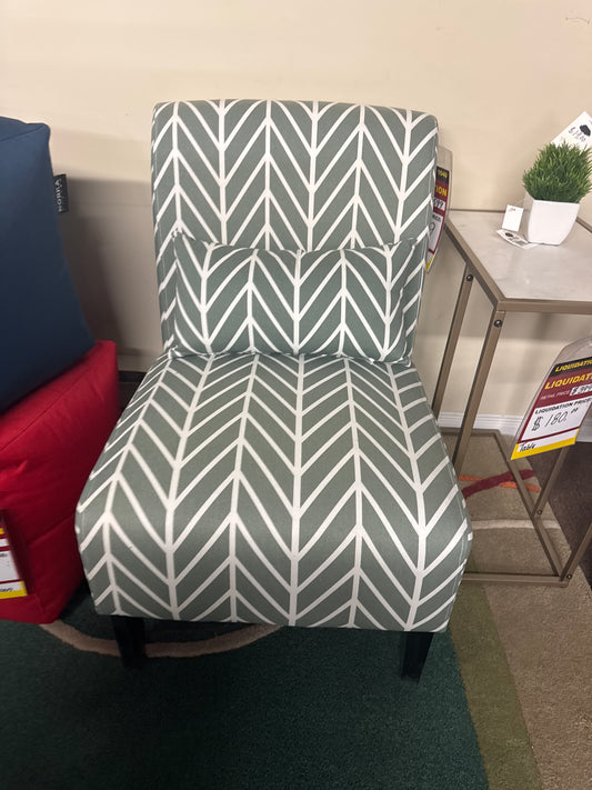 ACCENT CHAIR GREY CHEVRON    D-451F2S