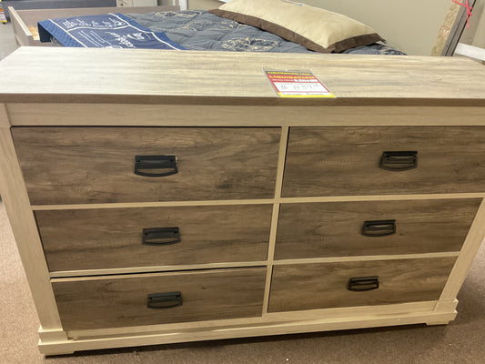 Dresser - Rayne