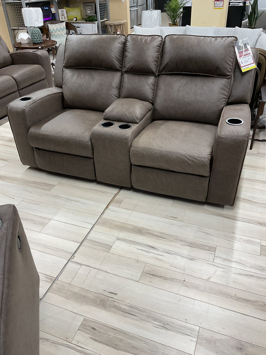 Loveseat - Lavenhorn