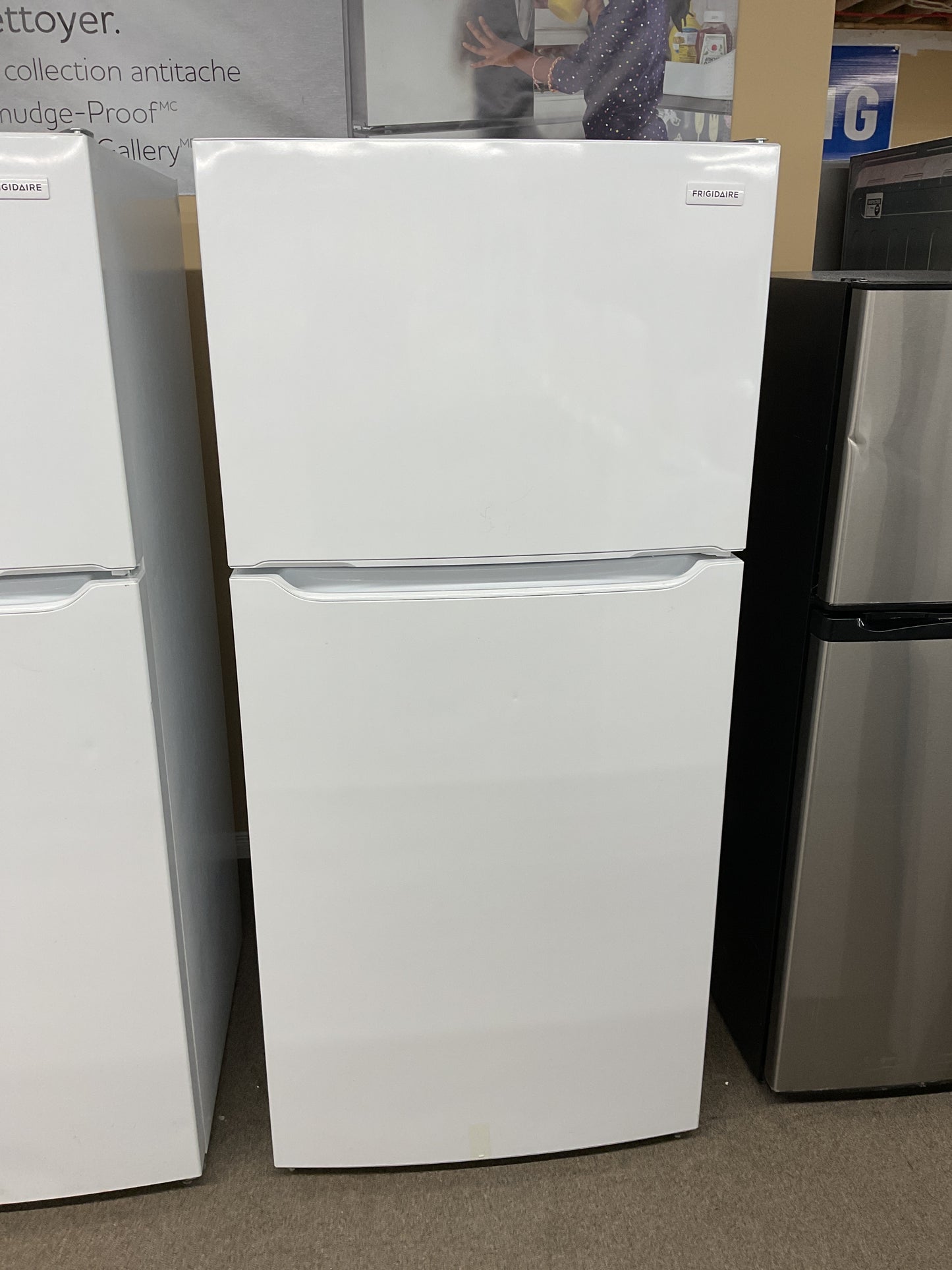 Frigidaire 18 Cu. Ft