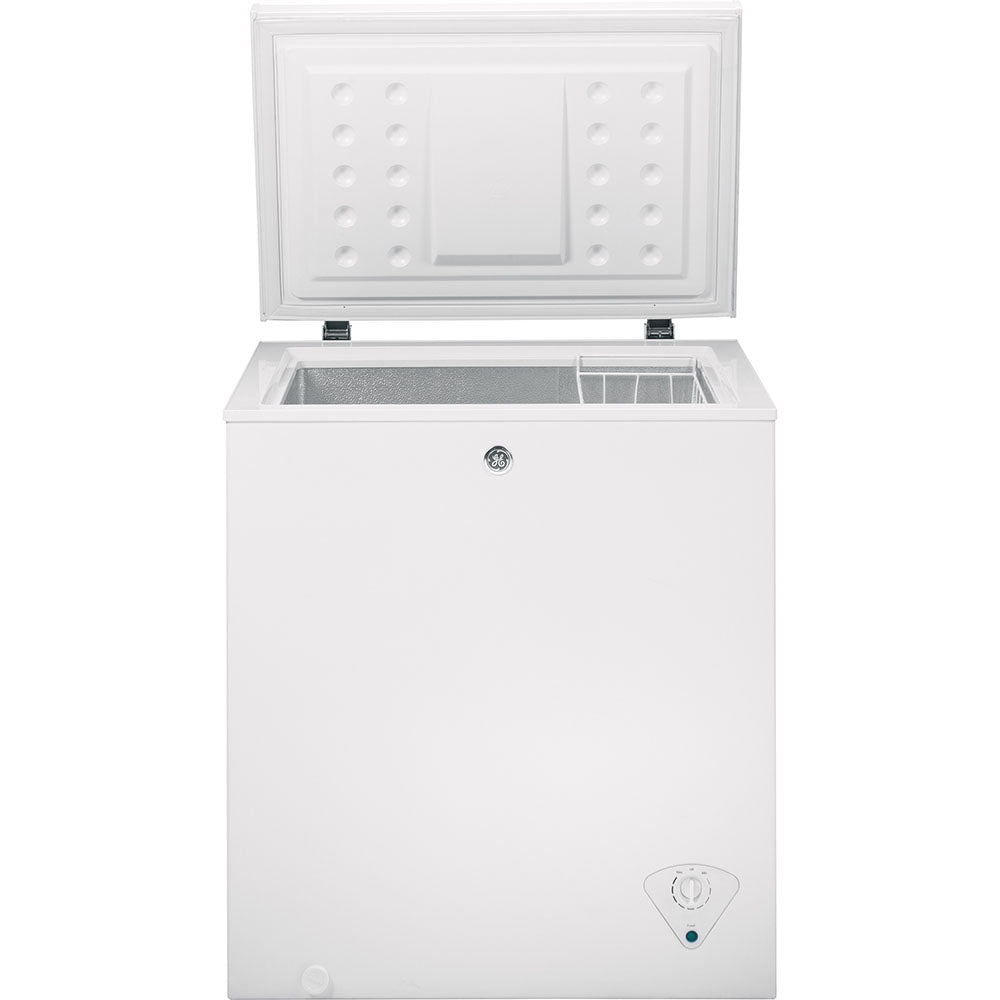C-CHEST-FREEZER-WHITE-FCM5STWW-GE-OPEN.jpg