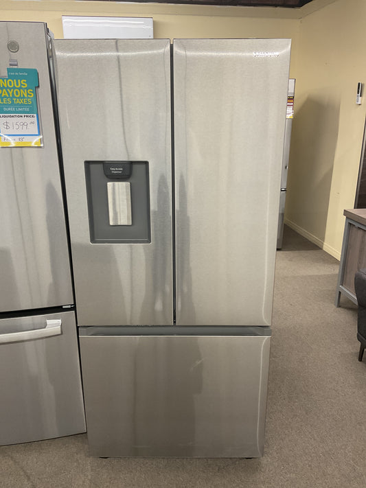 Samsung Stainless Steel French Door Refrigerator (22.1 cu.ft.) - RF22A4111SR/AA