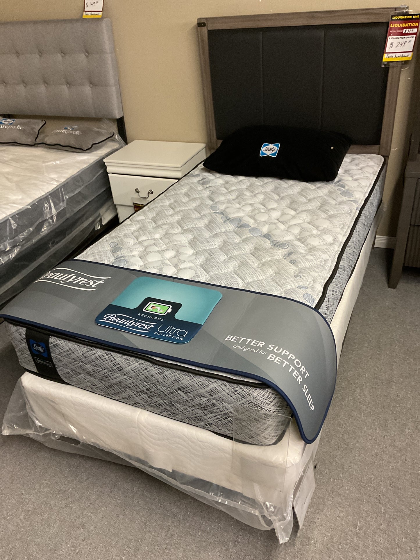 Matelas double Matt Sealy - Ferme 10,5 pouces