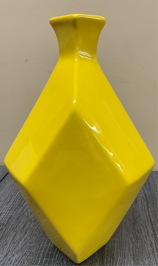 VASE JAUNE MOYEN