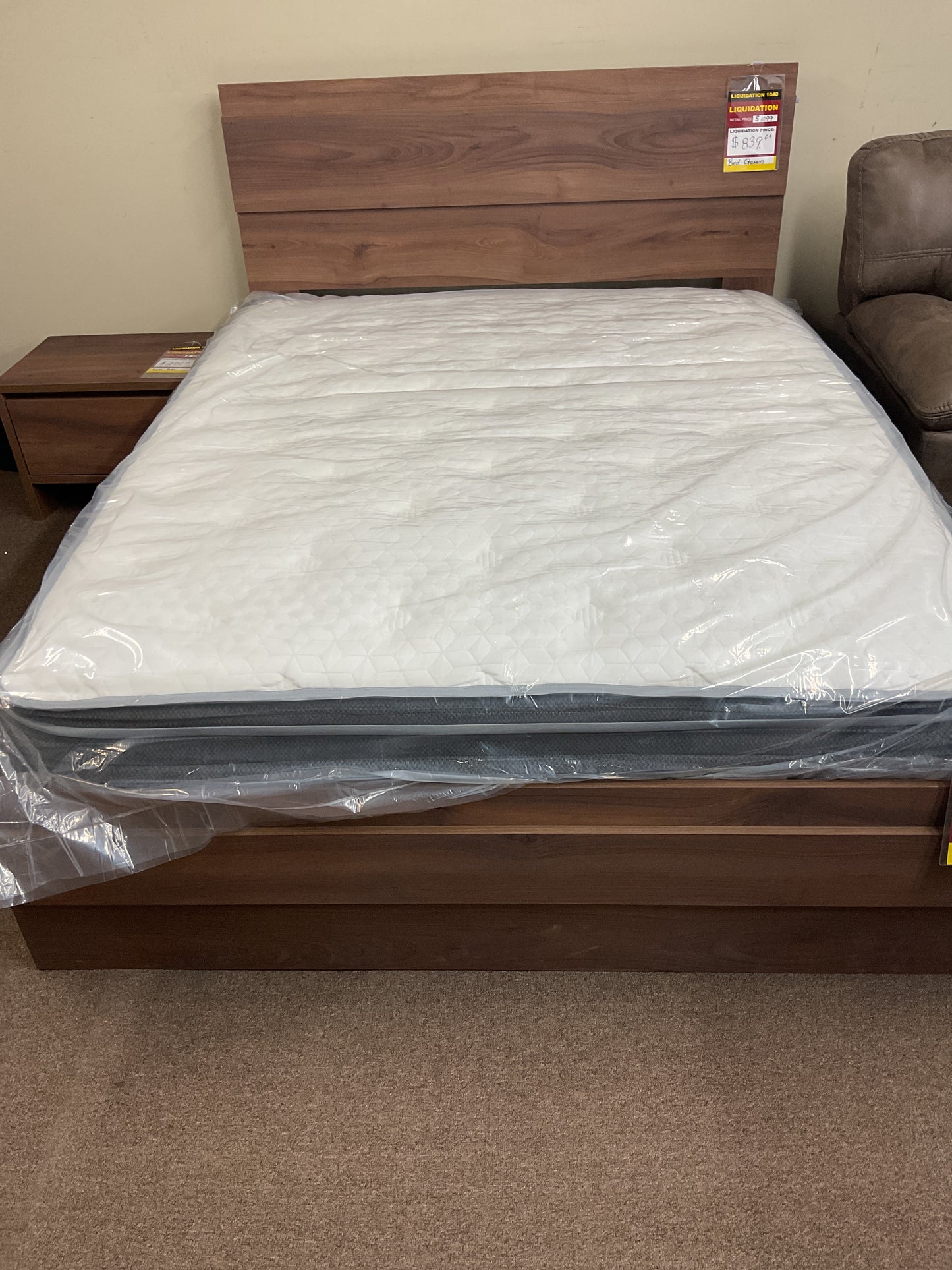 Matelas Queen dans une boîte - Balance 3
