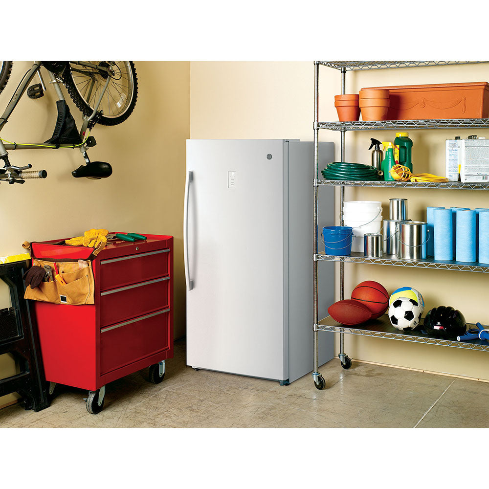 FREEZER-173-CU-FT-WHITE-FUF17SMRWW-GE-LIFESTYLE-3.jpg