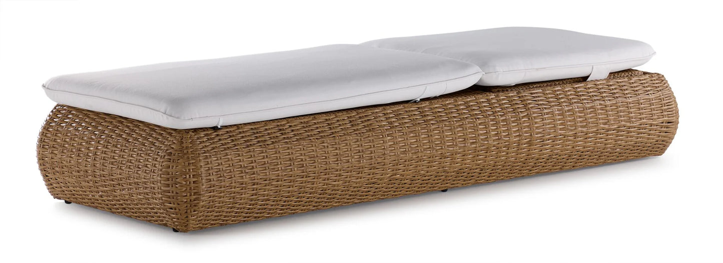 Outdoor Lounger w/ Cushion