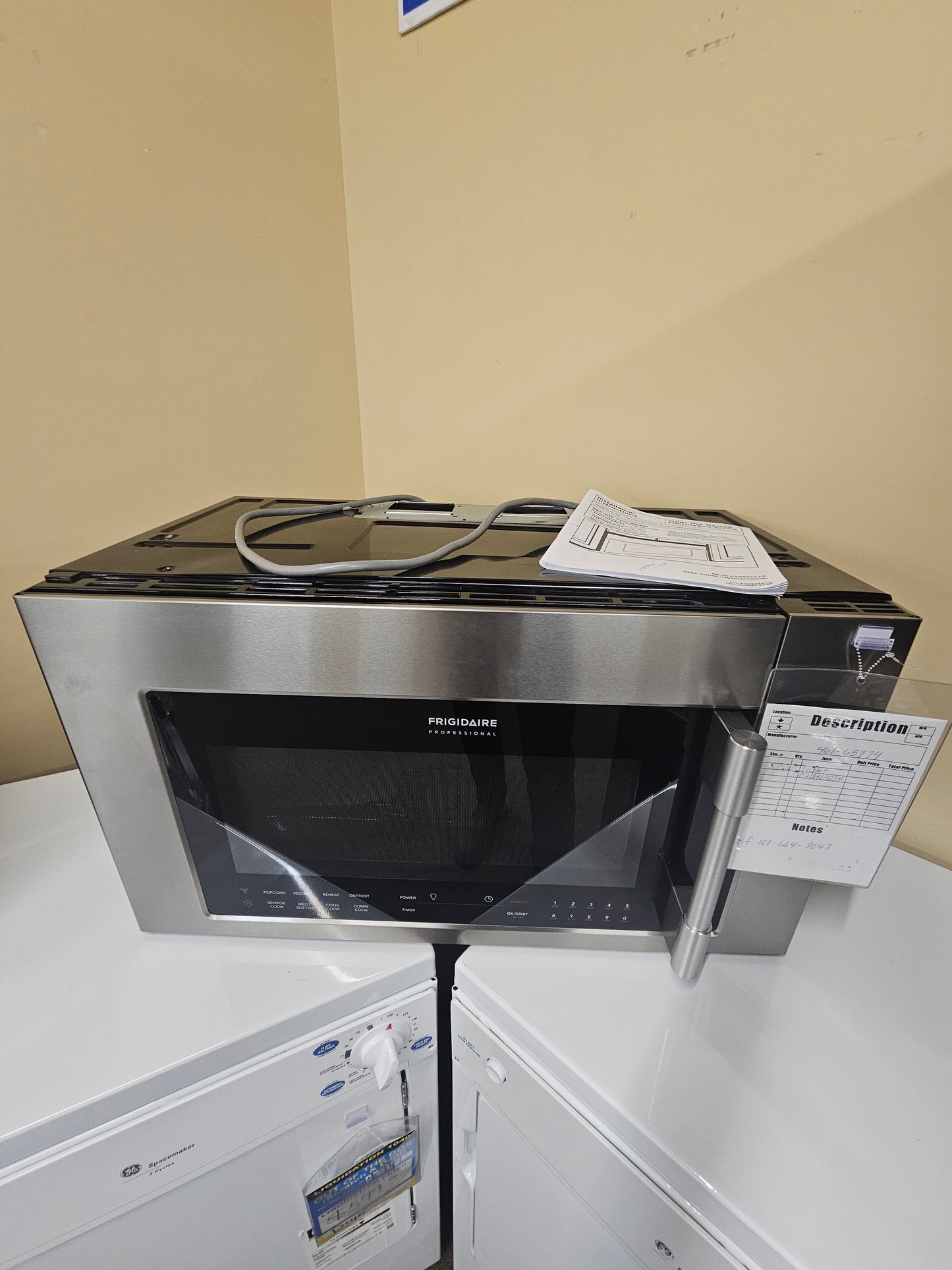 Frigidaire 1.8 Cu. ft. 2-in-1 Over-the-Range Convection Microwave - CPBM3077RF
