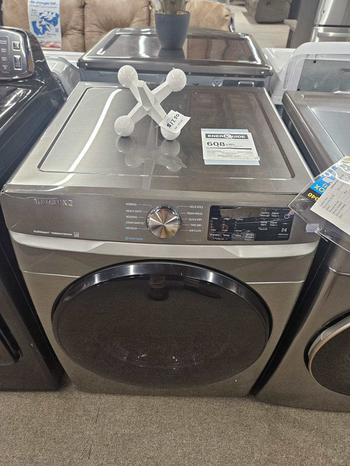 Sécheuse électrique Samsung Platinum de 27 po et 7,5 pi³ avec Steam Sanitize+ - DVE45T6100P 